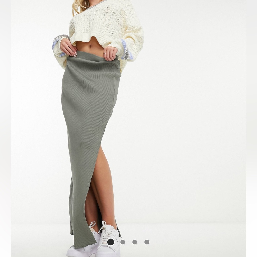 Maxi skirt in sage